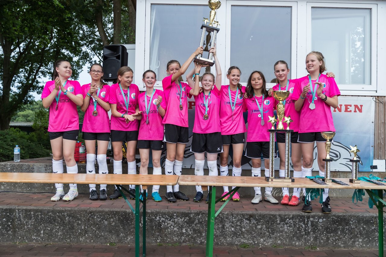 Bild 180 - Loewinnen Cup